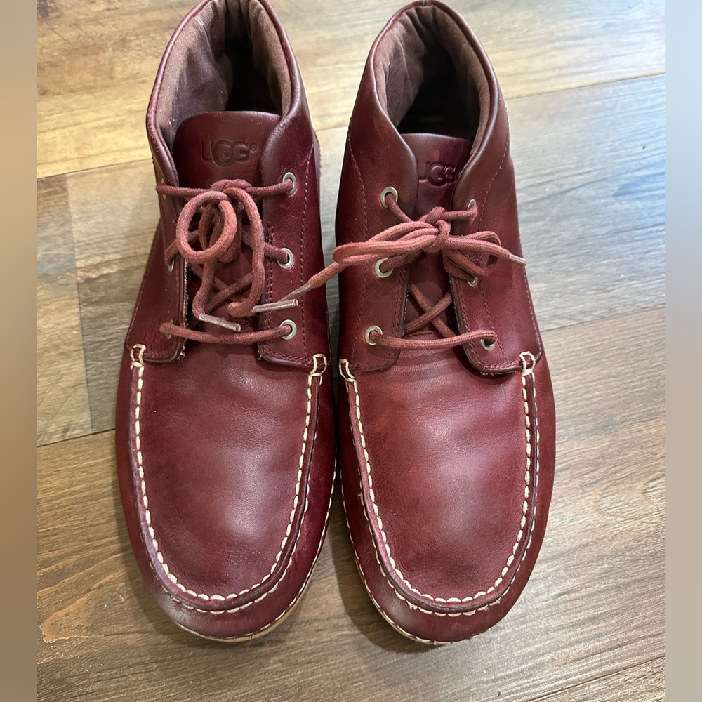 Ugg burgundy leather high top shoes men’s size 11
